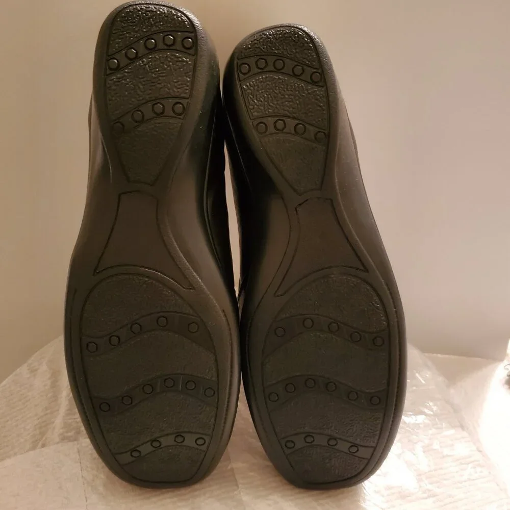 Angie Comfort Shoes 100% Sheepskin leather Square Toe Size US 7.5 /EU/38.